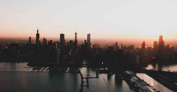 大数据动力中心：改变产业格局的引擎