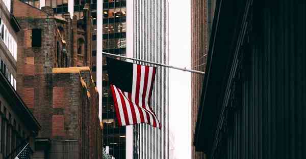 大数据包含设备数据的行业文章