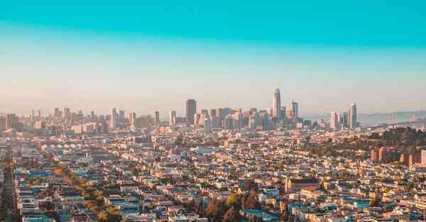 多功能便携式智能机器人