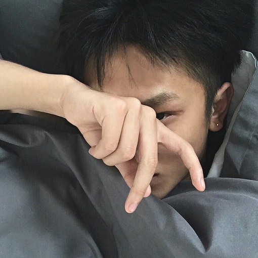 池彪滢舒